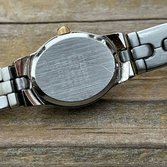 Citizen Quartz Ladies Watch Double Tone Goldlight Gunmetal Tone Analog Wrist Wa - Picture 12 of 12